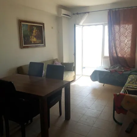 Edden Apartament Shëngjin