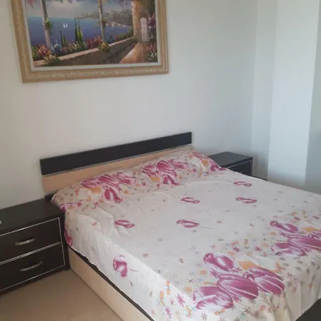 Edden Apartament *